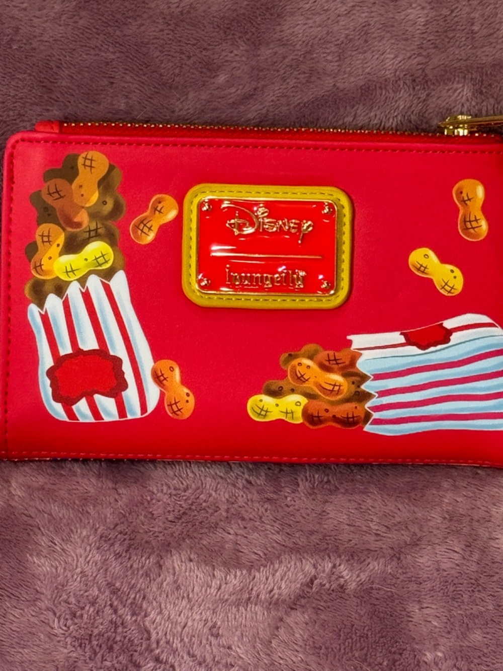 NWT Loungefly Disney Dumbo Tent flap wallet - Picture 6 of 11